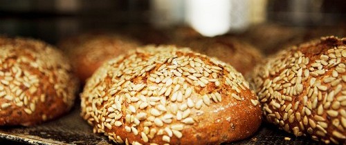 Una giornata carina da celebrare con il pane al farro